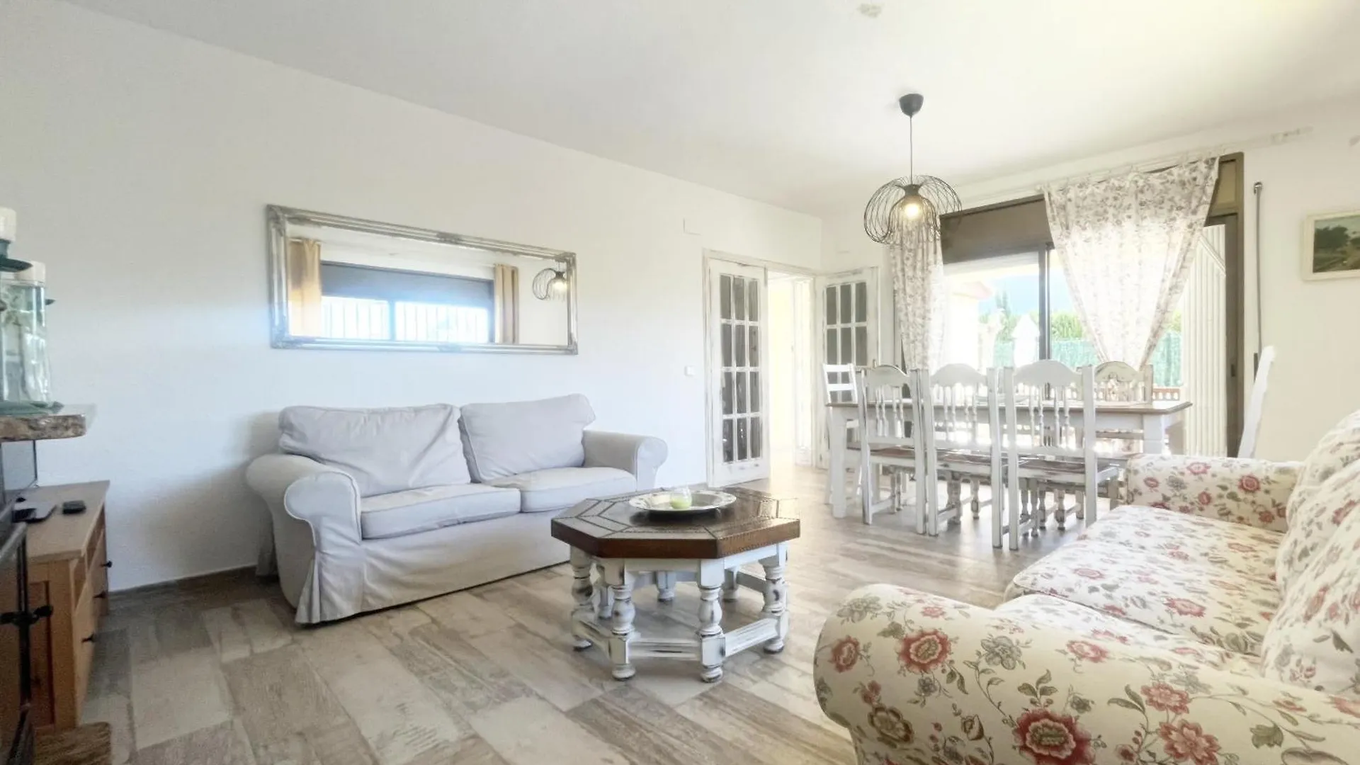 Villa Esperanza 4Bedroom Villa With Air-Conditioning & Private Swimming Pool L'Ametlla de Mar Spain