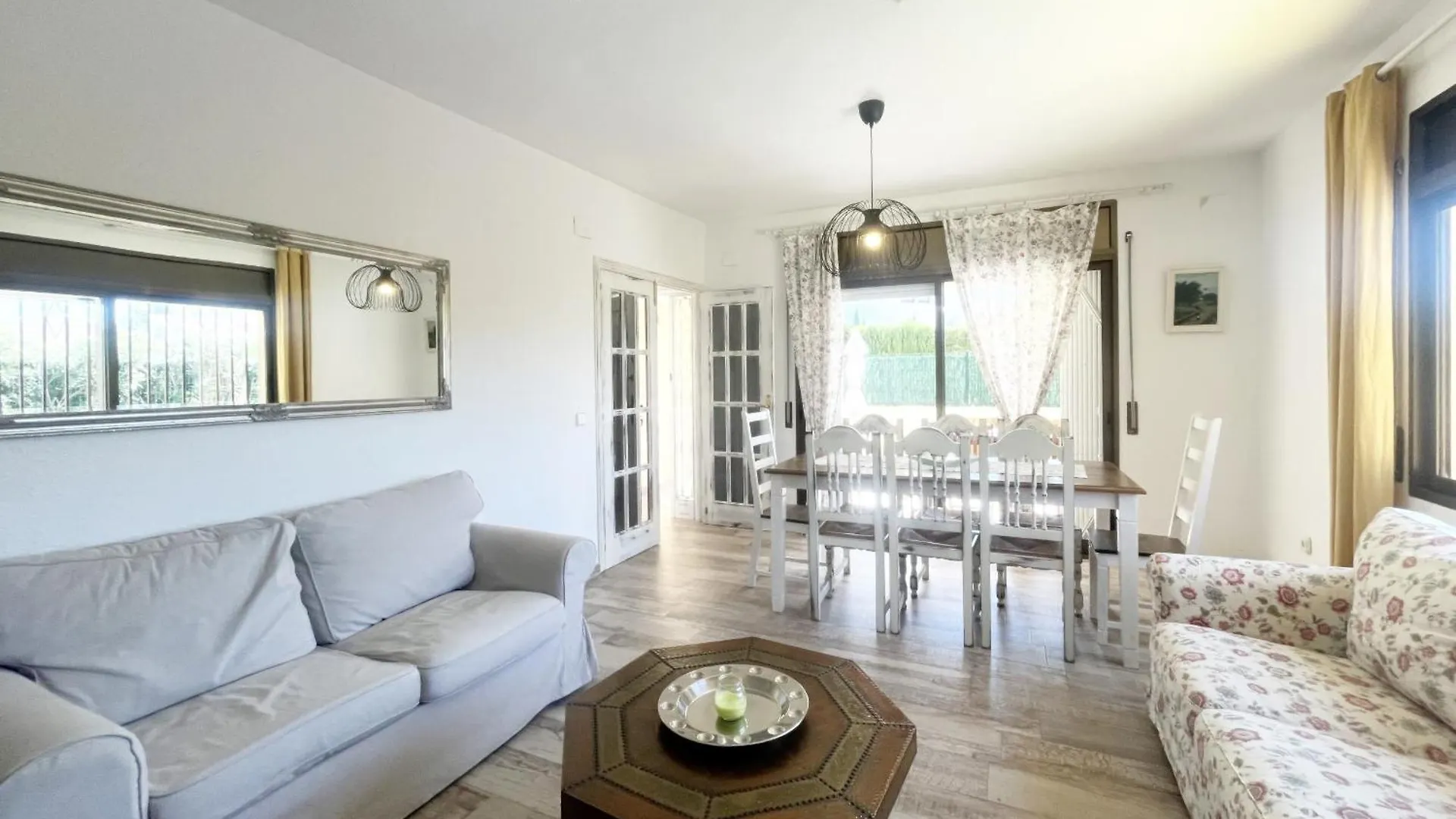 Villa Esperanza 4Bedroom Villa With Air-Conditioning & Private Swimming Pool L'Ametlla de Mar